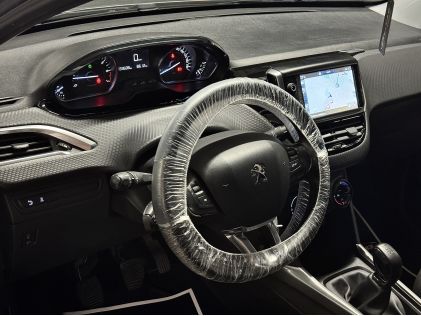Peugeot 2008 PureTech – Betrouwbare SUV Deal!